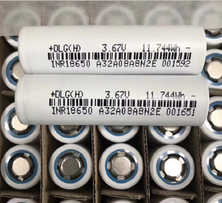 are lithium batteries rechargeable